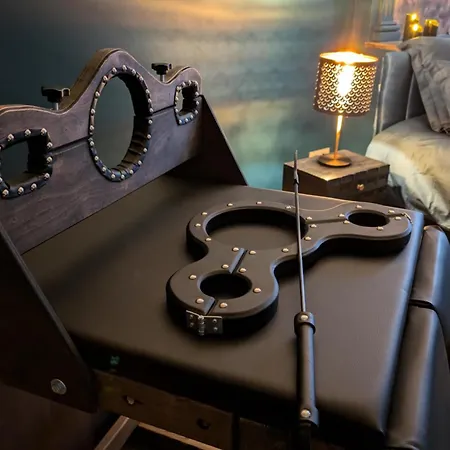 Апартаменты Bliss Loveroom Лангр